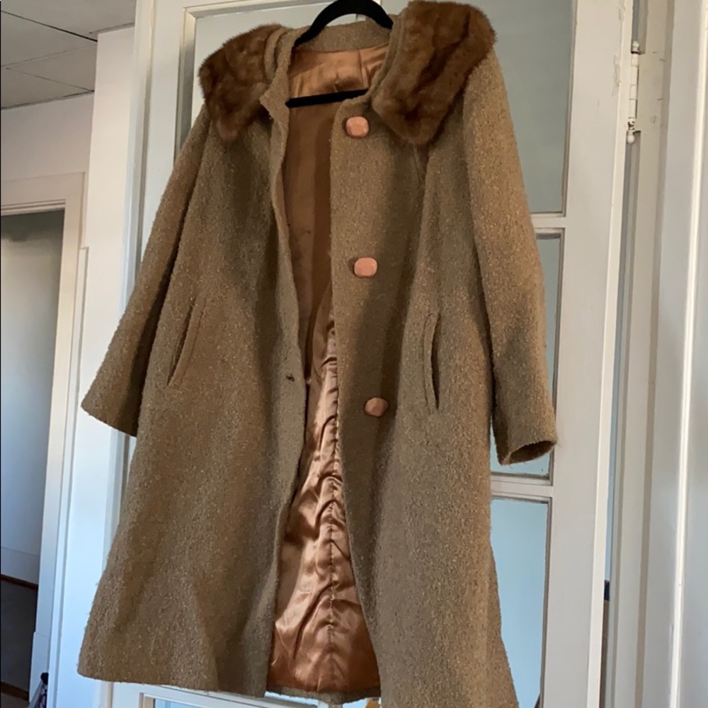 Vintage Coat with Real Fur Collar